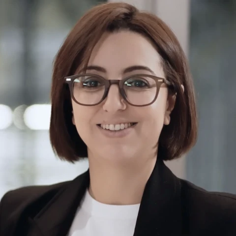 Episode 8 · Hind Azegrouz / Intel